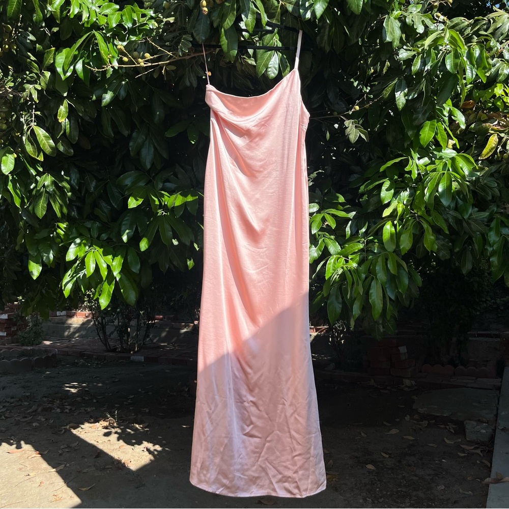 NWT PRETTY LAVISH pink rose‎ blush satin one shoulder asymmetrical draped event